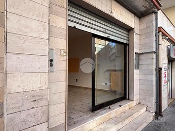 NEGOZIO A MANFREDONIA