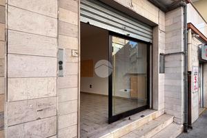 NEGOZIO A MANFREDONIA