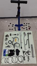 Attrezzi e ricambi per biciclette 