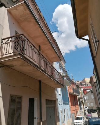 Sardegna,Pattada,casa indipendente 2 appartamenti