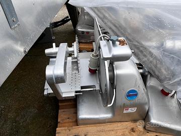 Affettatrici professionali SIRMAN 380v
