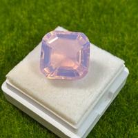 Opale rosa 10.80 ct taglio Smeraldo certificato