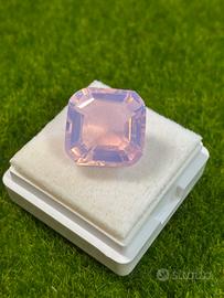 Opale rosa 10.80 ct taglio Smeraldo certificato