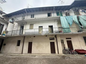 MULTILOCALE A TRECATE