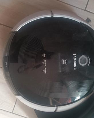 robot aspirapolvere 