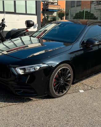 MERCEDES BENZ CLASSA A FULL STYLE AMG BLACK