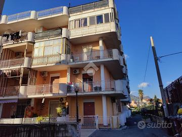 2 LOCALI A CALATABIANO