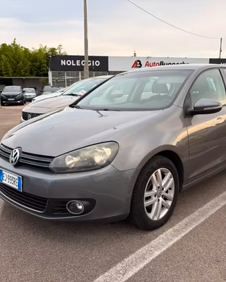 Volkswagen Golf 1.6 TDI DPF 5p. Highline