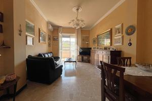 3 LOCALI A CARUGATE