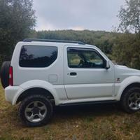 Jimny  1.5 Diesel 86CV anno 2009 con ABS