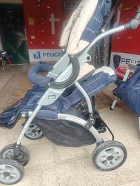 passeggino tutto completo della Chicco 