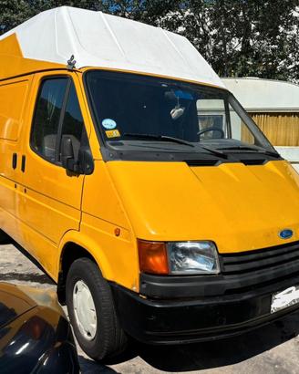FORD TRANSIT per ricambi usati