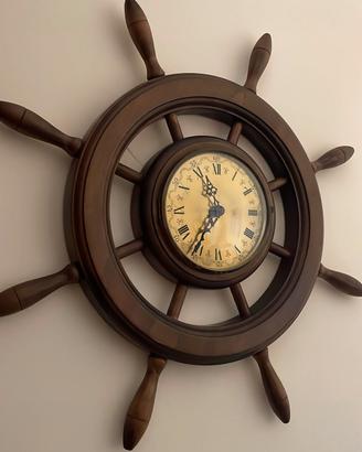 Orologio a forma di timone antico in legno – anni 