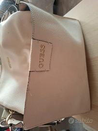 Guess Borsa spalla con tracolla