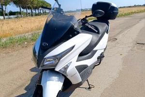 Scooter Kymco 300i
