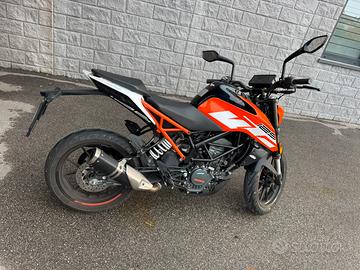 KTM Duke 125 - novembre 2017