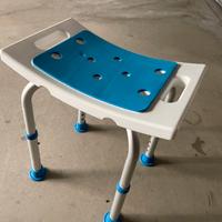 Sgabello da doccia antiscivolo per anziani