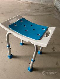 Sgabello da doccia antiscivolo per anziani