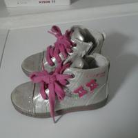Scarpe Canguro n'25 per bimba