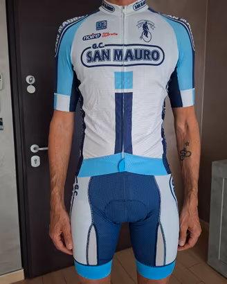completo Biemme ciclismo con gilet
