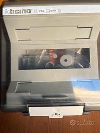 Centralina da parete bticino E106/9D