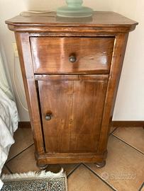 Comodini in ciliegio