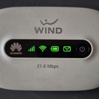 Huawei E5331s-2, 3 G Wi-Fi modem router usato.