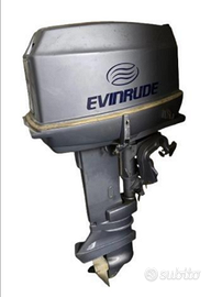 Motore Evinrude fuoribordo