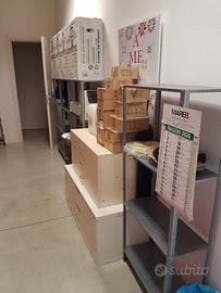 arredamento per negozio di 127 metri quadrati