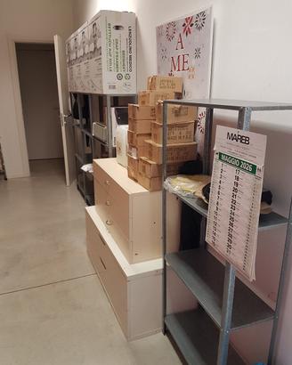arredamento per negozio di 127 metri quadrati