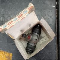 Ricambi VW-Audi Cilindretto freno 281 611 047