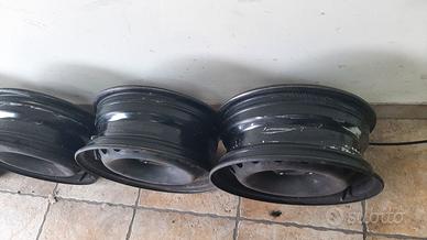 4 Cerchi auto R14