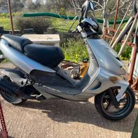 Aprilia sr 50 (150)