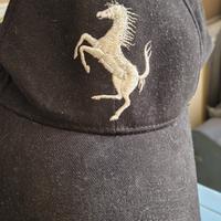 Cappello FERRARi