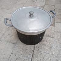 Pentolone in alluminio con coperchio vintage