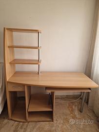 Scrivania,tavolo,mobile