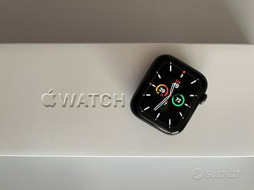 Apple Watch SERIES 5 44 MM