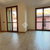 3 LOCALI A DESIO