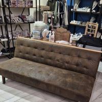 Divano letto stile industriale