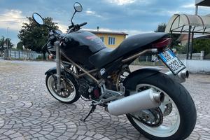Ducati Monster 600 A2