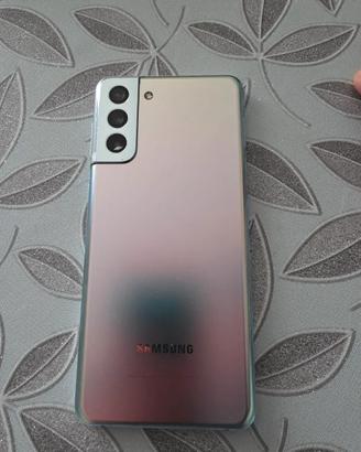 Samsung S21 plus.  immacolato