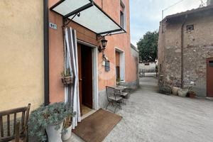 CASA SEMINDIPENDENTE A MONZAMBANO