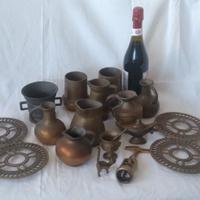 10 kg di vasi ,mortai ed oggetti vari in bronzo .