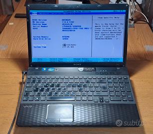 Portatile Sony VAIO 8GB memoria Nero