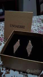 Orecchini pendenti con brillanti