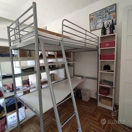 Letto a soppalco Ikea di metallo con scrivania