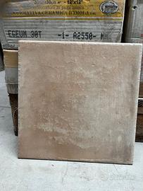 Piastrelle 30x30 (19 mq)