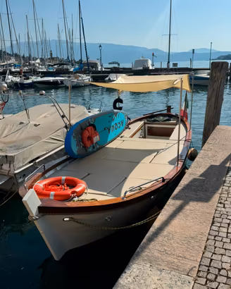 Gozzo in legno resinato