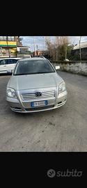 Toiota avensis anno 2004 2.0 Diesel