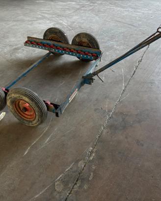 Carrello carriola raccolta frutta